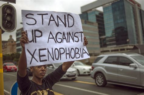  Xenophobia: An Unexpected Exploration of Fear and Otherness – Unveiling Humanity's Darkest Shadows Through Introspection